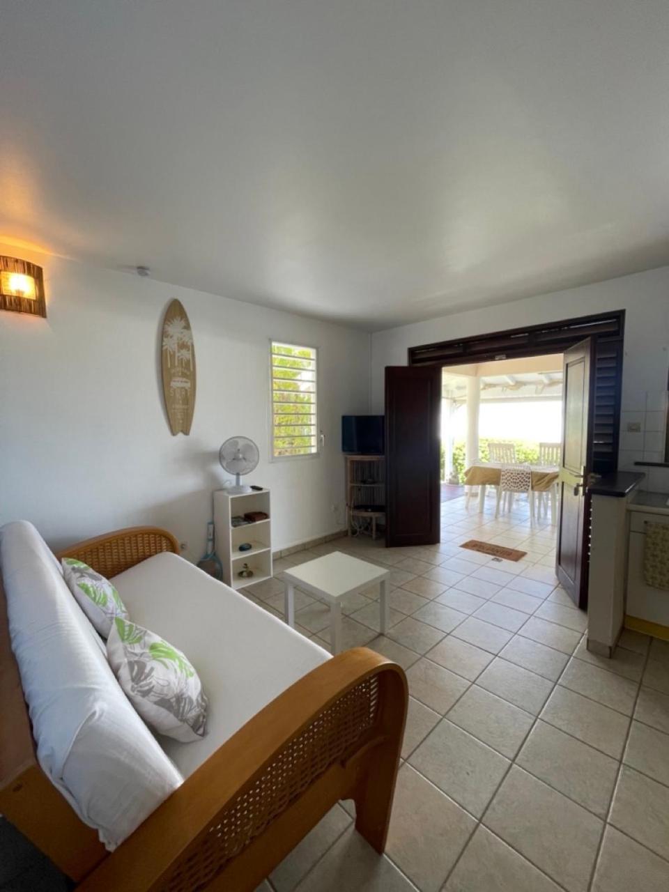 L'hibiscus T2, plage privée, terrasse, barbecue Saint-Francois  Esterno foto
